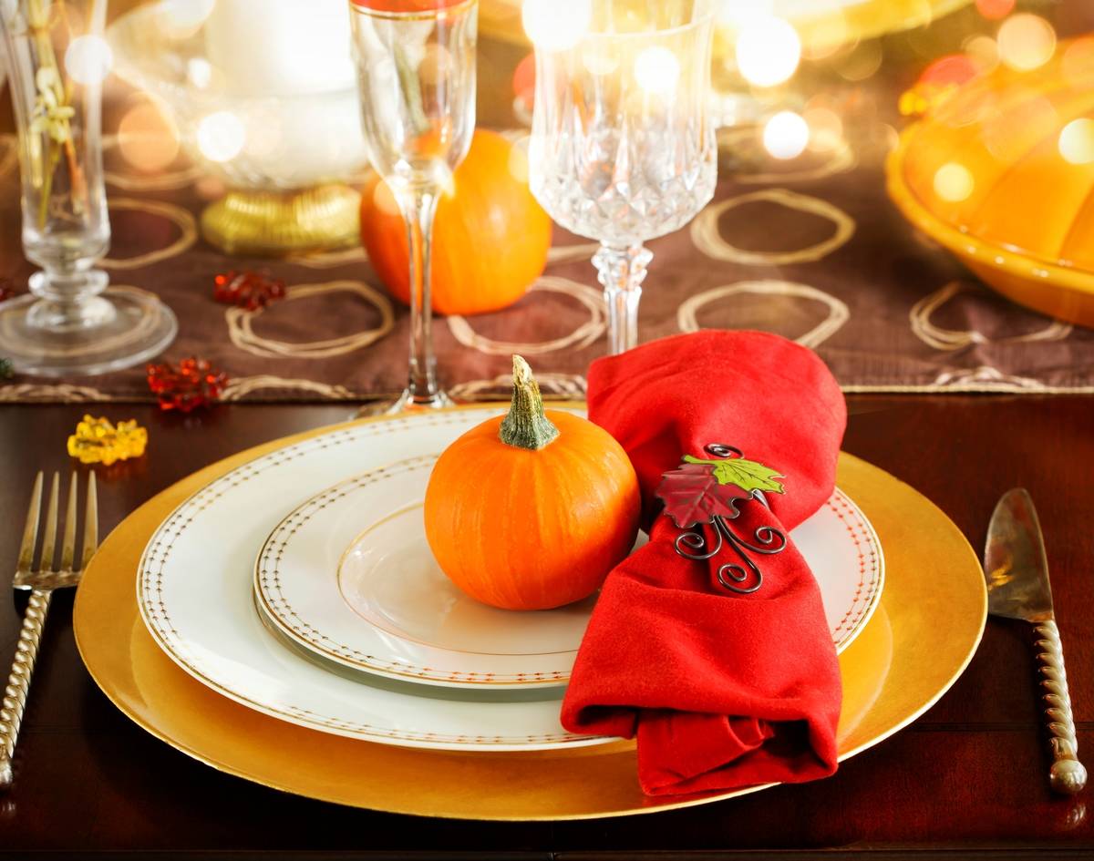 Thanksgiving table setting